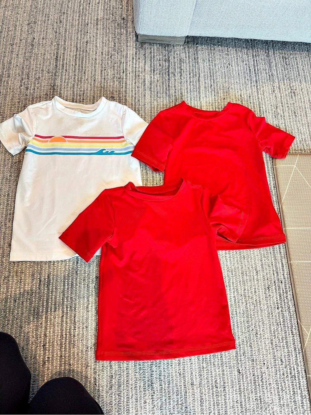 Kids Short Sleeve Rash Guards Size 5